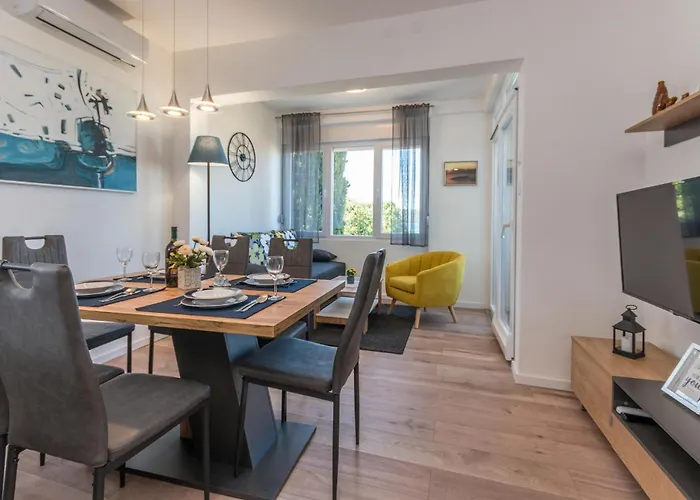 Apartman In Na Moru *